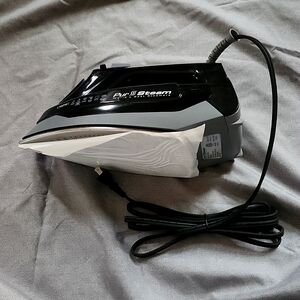 STEAM IRON